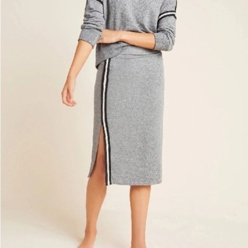 SUNDRY
Aleksa Side-Striped Pencil  size 1